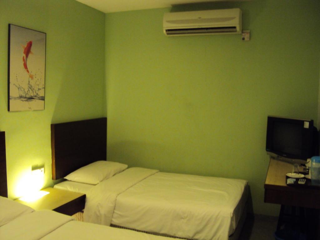Golden Bay Hotel Malacca Стая снимка